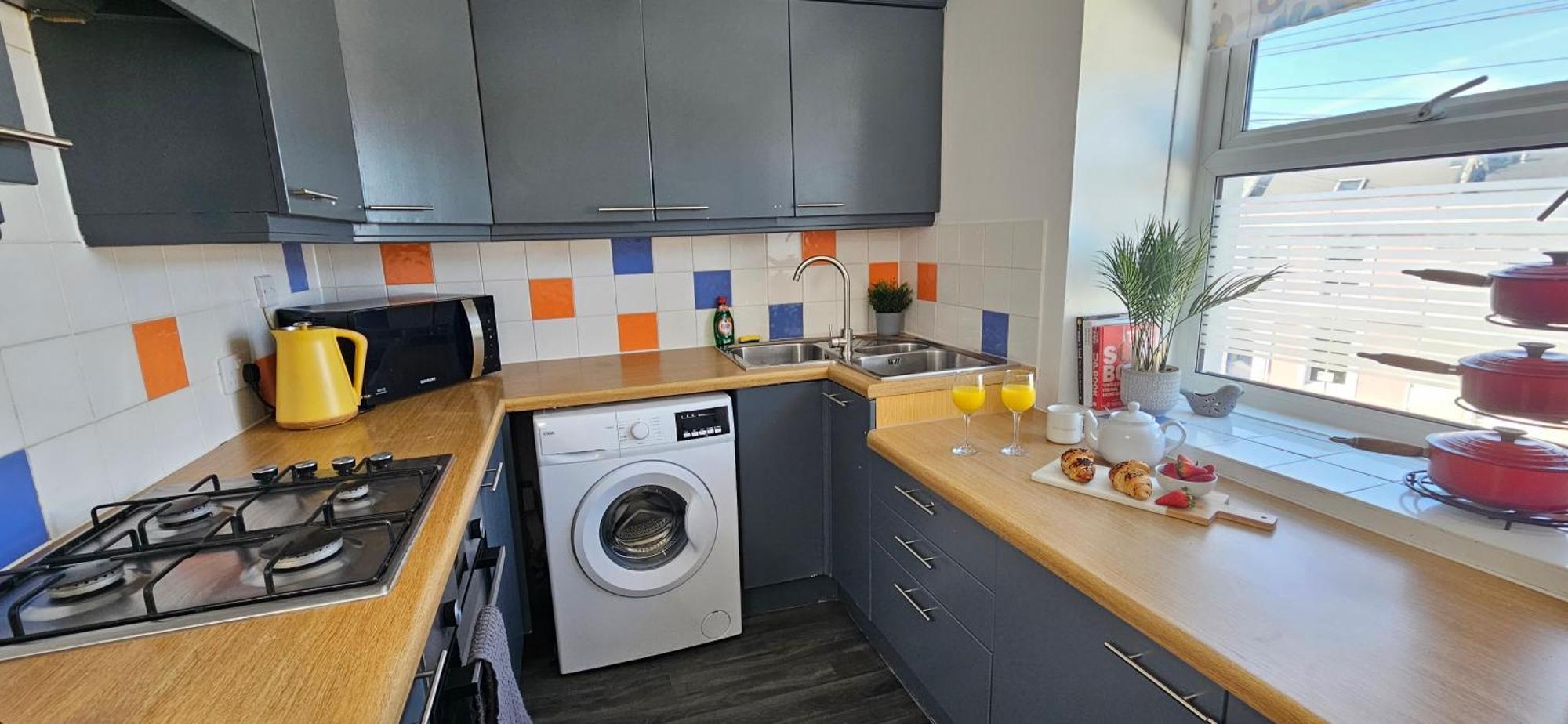 Apartment Spacious Penthouse In 3 Large Bedrooms Plymouth
